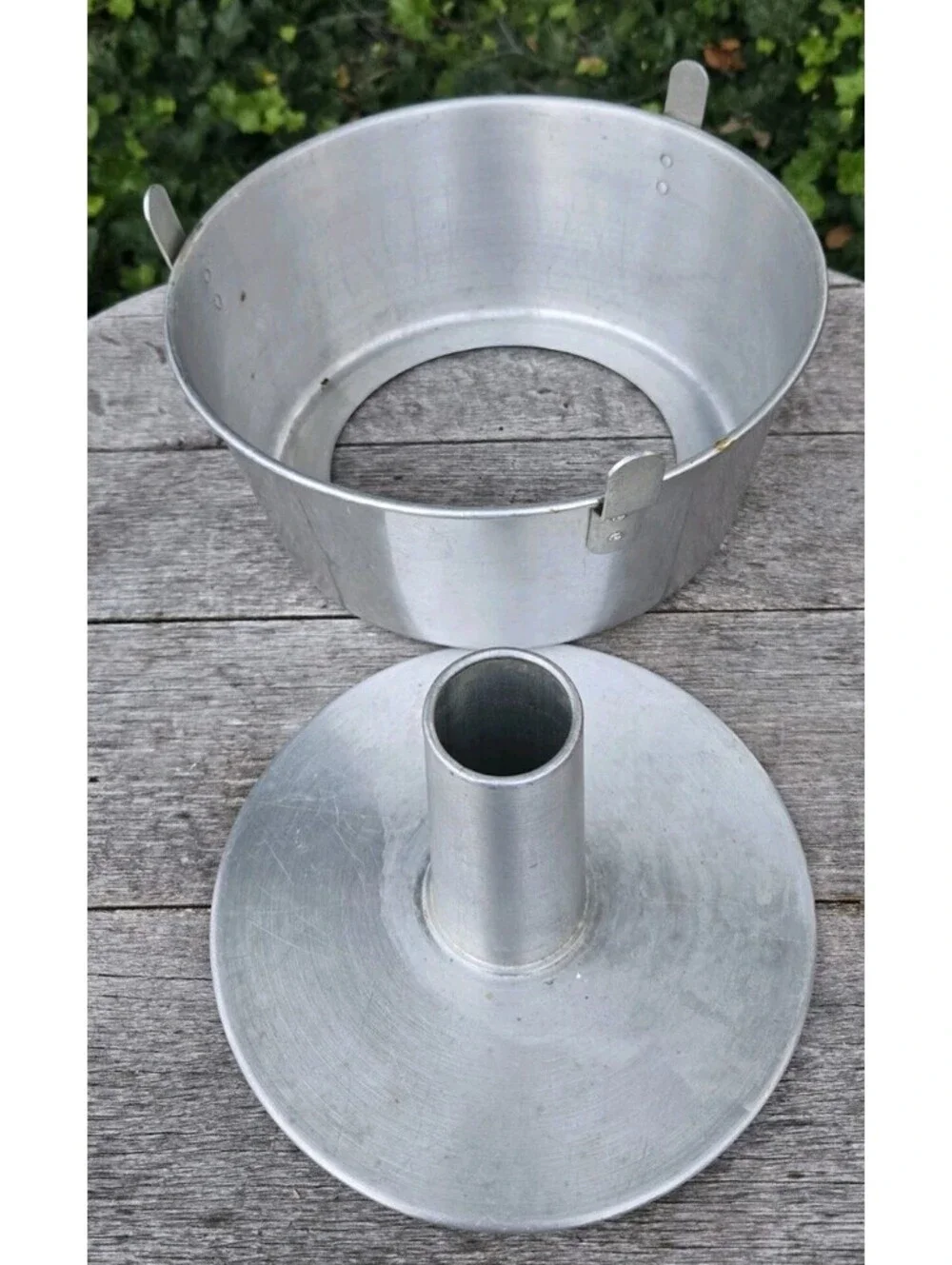 Vintage Aluminum 2 Piece 10